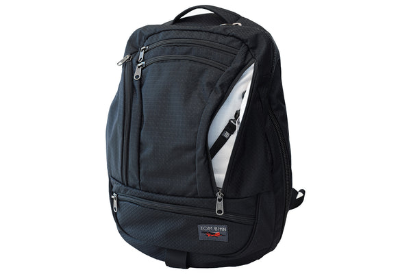 The Synik 26 in Black 420 Spectron with Tahoma (white with white grid) 200 Halcyon.